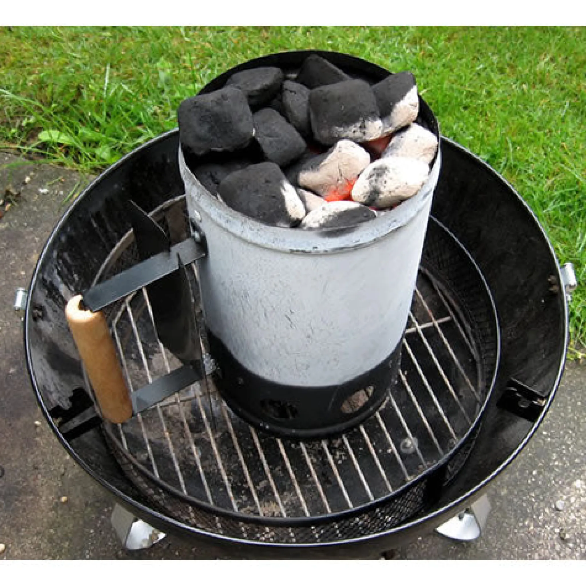 Hot BBQ Chimney Starter, 27cm high x 16cm dia Food Smokers|Bbq & Smoking