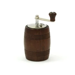 Discount Beechwood Pepper Mill Table Setting|Serveware