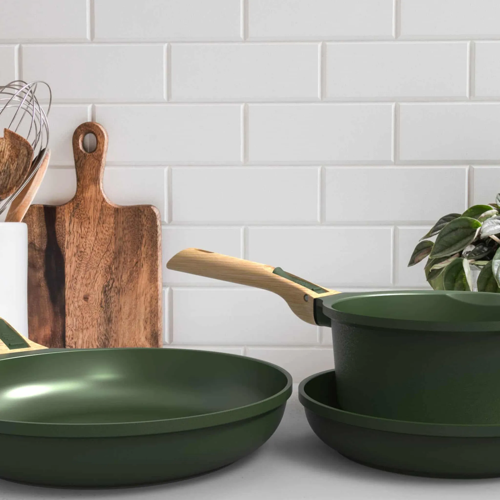 New Lightweight Non-Stick 3 Piece Cookware Set with Detachable Handles, Green, BPA-Free Pots & Pans