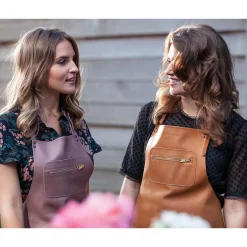 New Leather Zipper Apron in Classic Brown Kitchen Textiles & Clothing