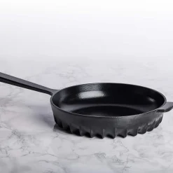 Discount Black Cast Iron Frying Pan, 26cm French Ingredients|Pots & Pans