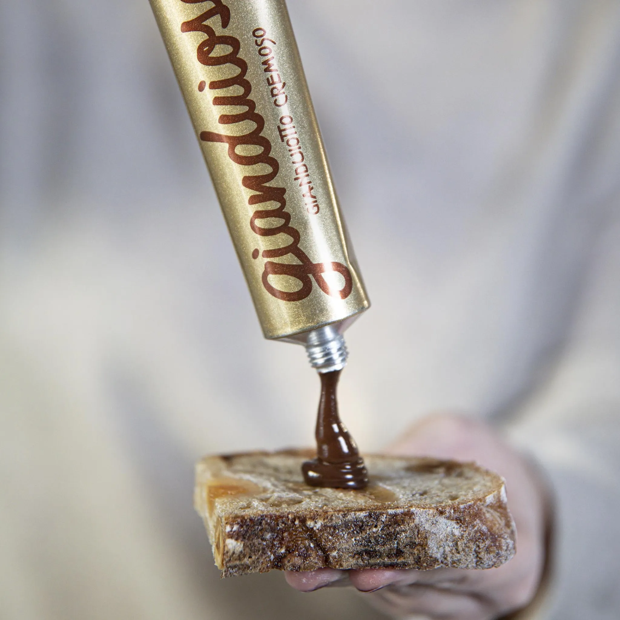Outlet Gianduja Hazelnut Chocolate Spread Tube, 115g Ingredients Brands|Italian Ingredients