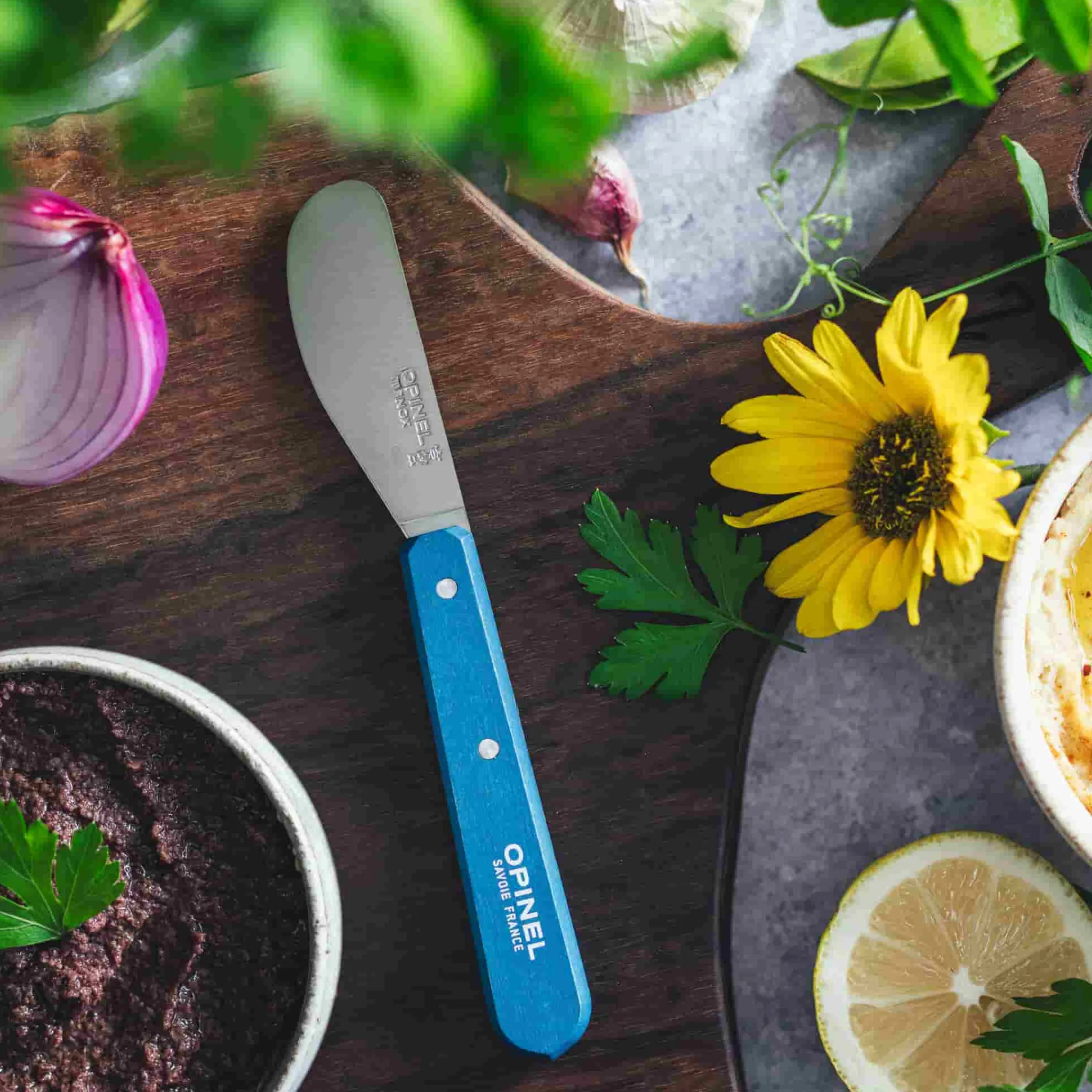 Hot No 117 Blue Beechwood Handle Spreading Knife, 6cm Cutlery|Tableware Brands