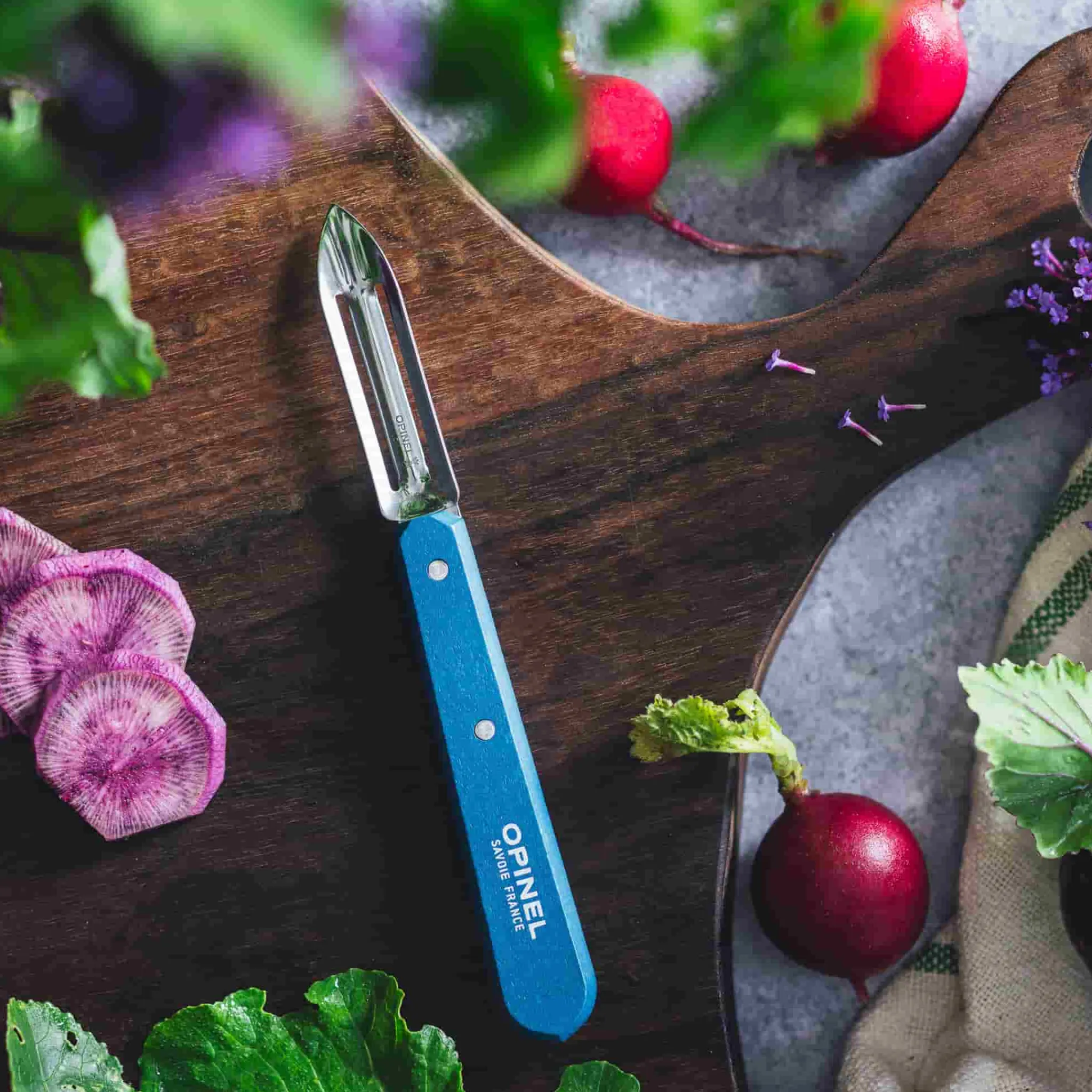 New No 115 Blue Beechwood Handle Peeler, 6cm Kitchen Tools & Utensils