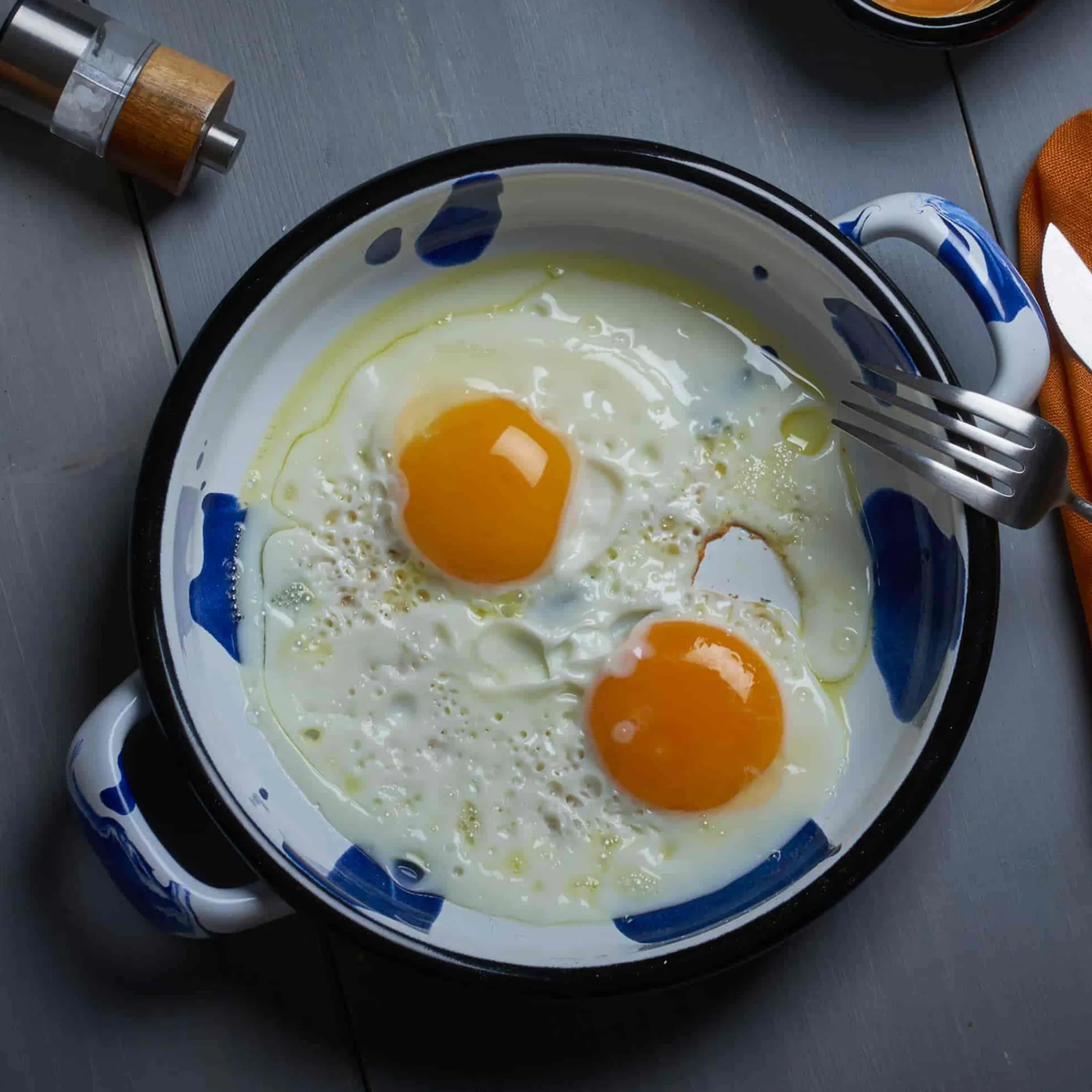 Hot Paintstroke Enamel Frying Pan, Blue & White, 18cm Pots & Pans
