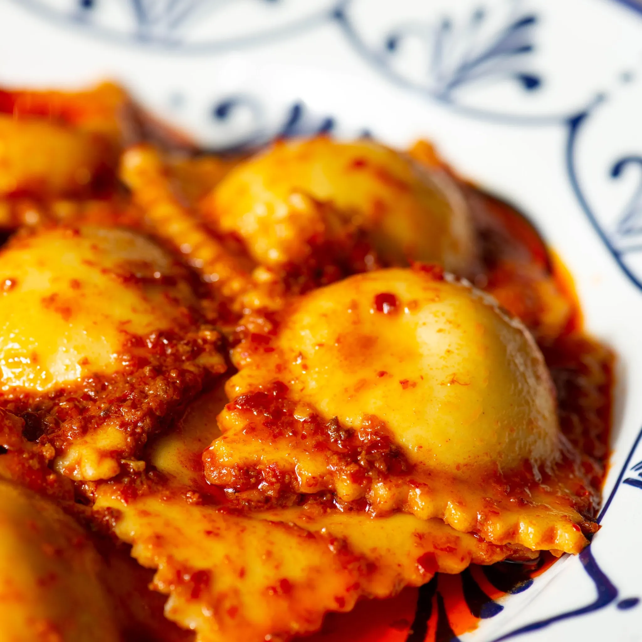 Discount Ravioli Tray - 12 Large Round Ravioli 52mm x 52mm Italian Ingredients|Kitchen Tools & Utensils