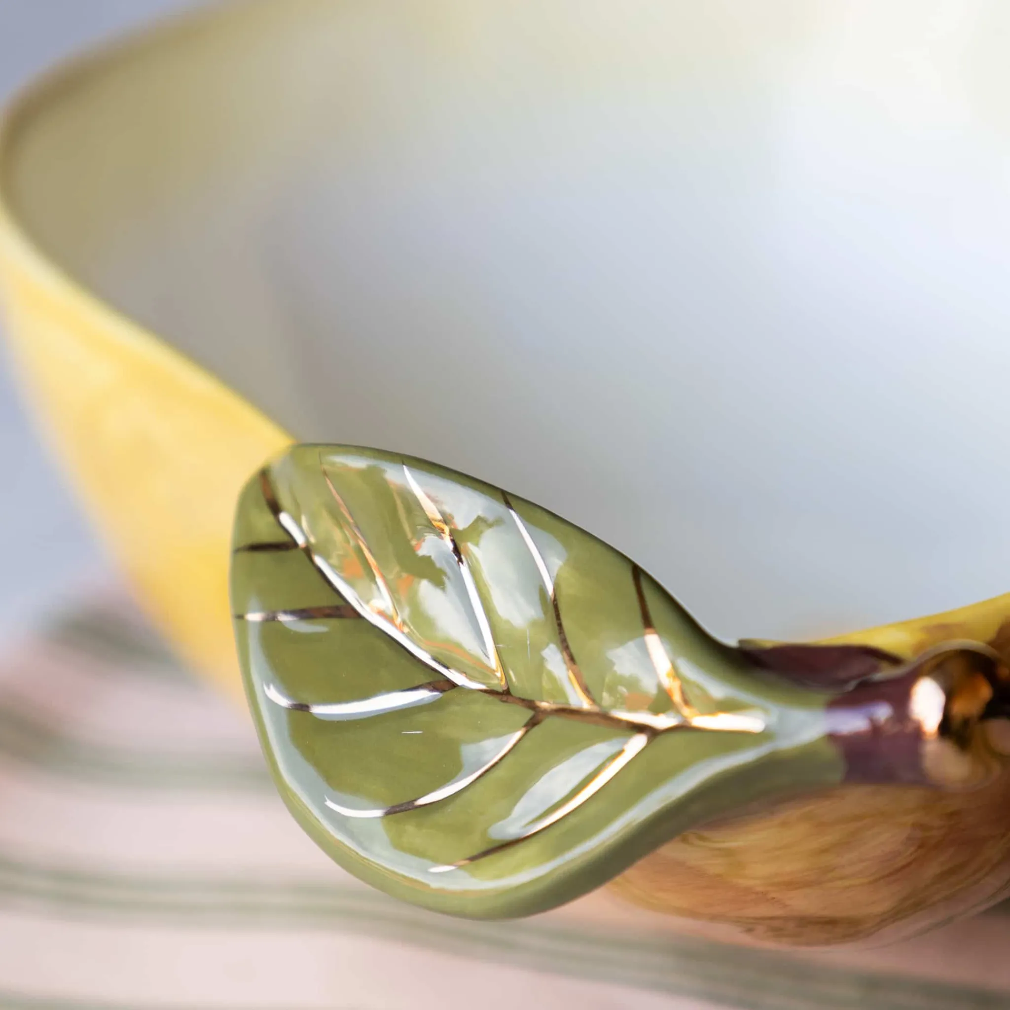 Pear Bowl with Gold Detail, 14x20cm Crockery & Dinnerware|Bowls