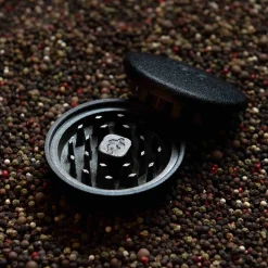 "SPICE" Cast Iron Grinder Table Setting|Kitchen Tools & Utensils