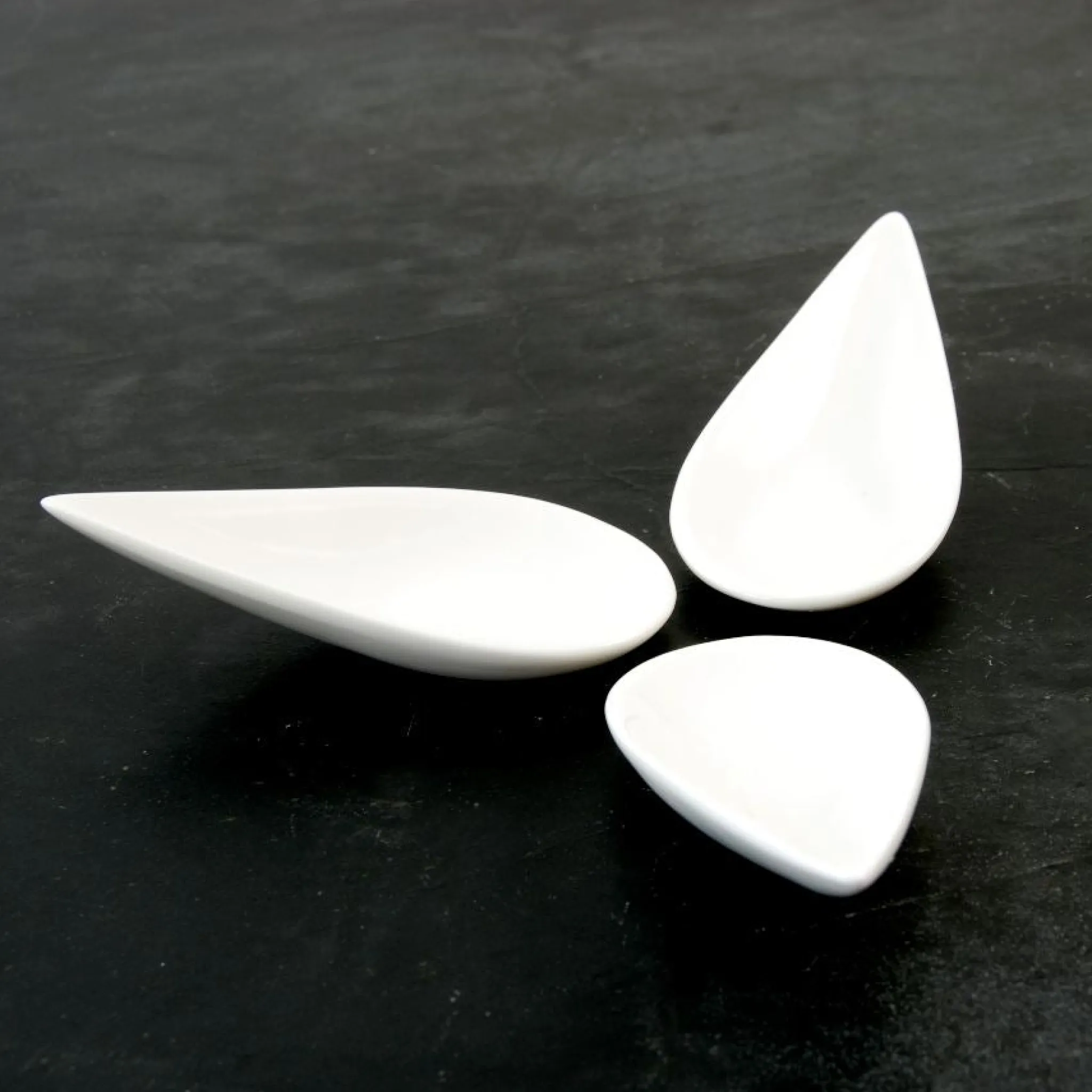 New 12 x Small Porcelain Tear Drop Canape Spoon Tableware Brands|Japanese Ingredients